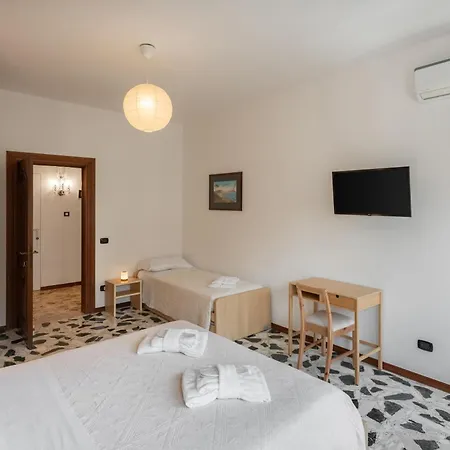 323 Cilea Apartment-2